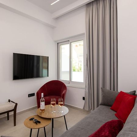 Cherry Central Luxury Suites Chania  Bagian luar foto