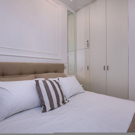 Cherry Central Luxury Suites Chania  Bagian luar foto