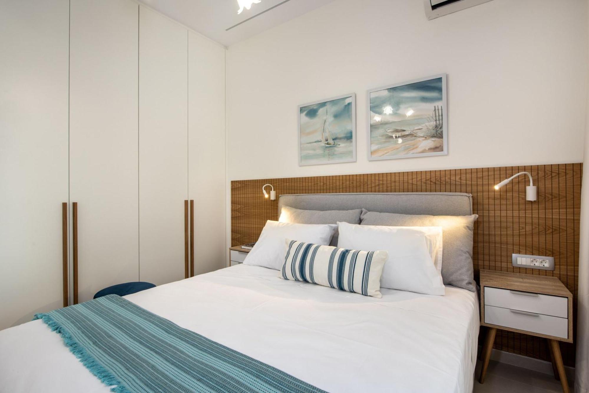 Cherry Central Luxury Suites Chania  Bagian luar foto