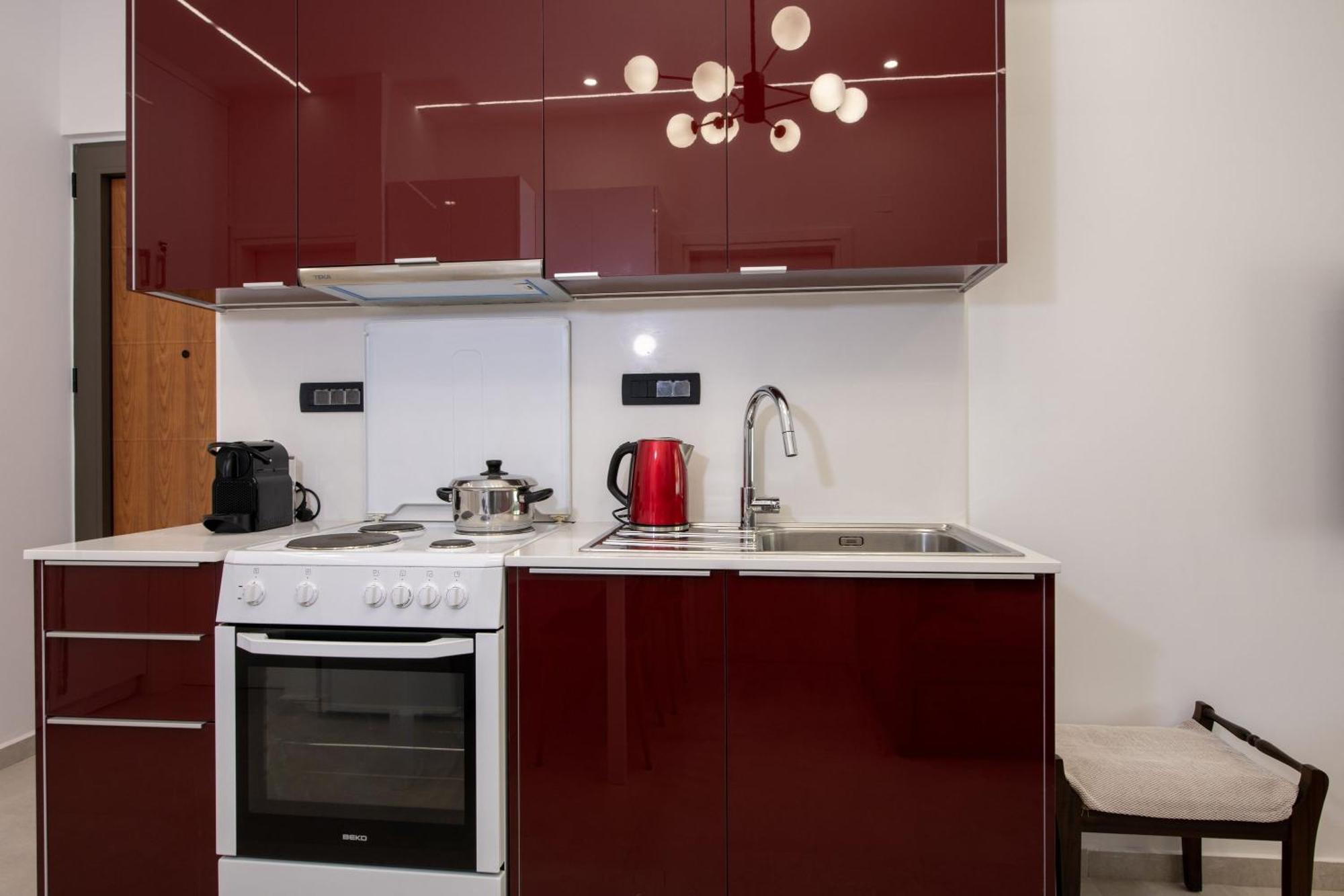 Cherry Central Luxury Suites Chania  Bagian luar foto