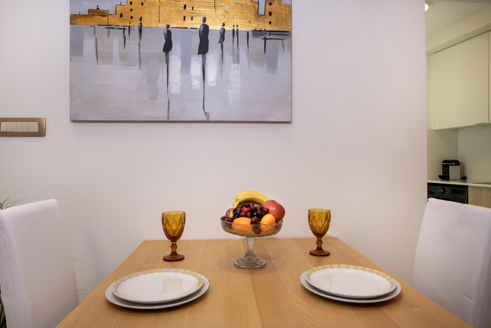 Cherry Central Luxury Suites Chania  Bagian luar foto